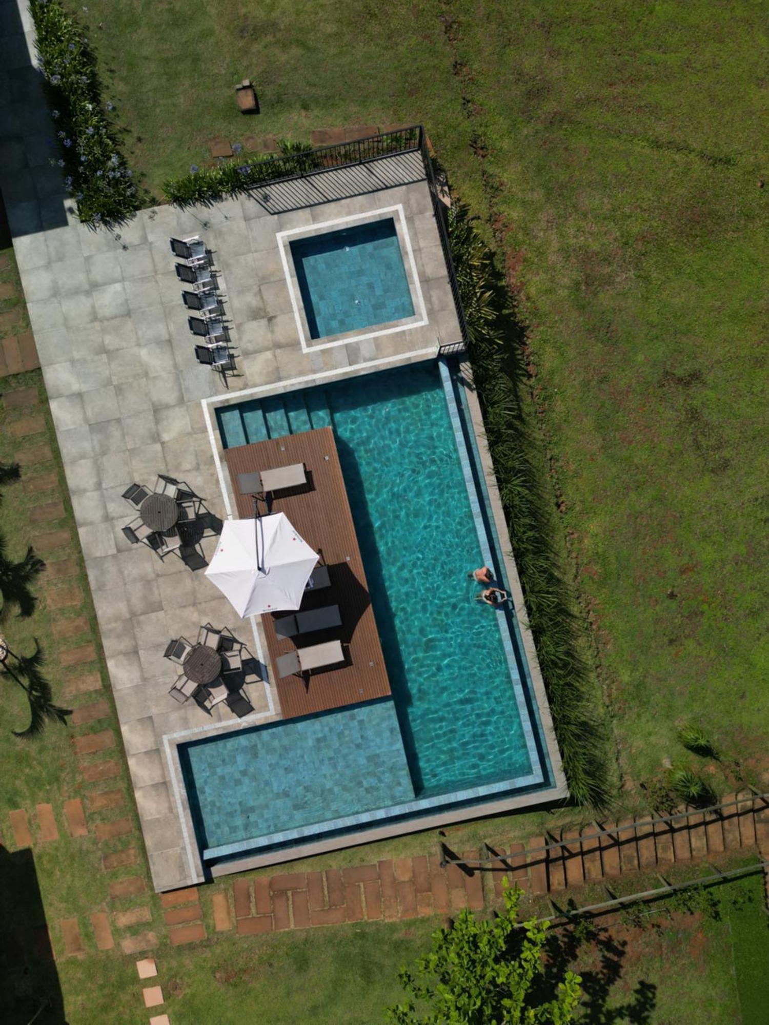 נובה ונסה Bormon Hotel מראה חיצוני תמונה