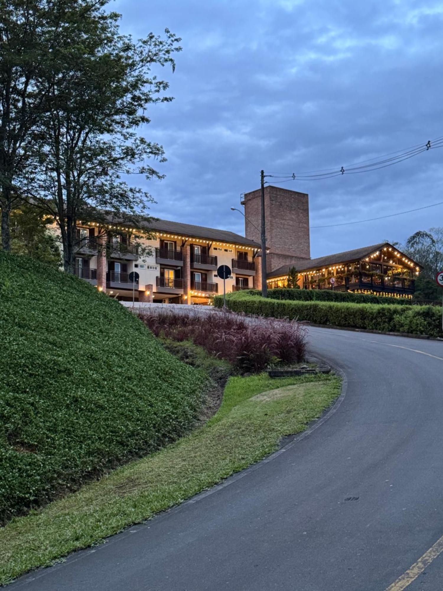 נובה ונסה Bormon Hotel מראה חיצוני תמונה
